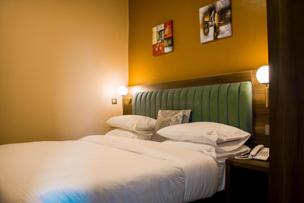 Hotel Horizon エンテベ エクステリア 写真
