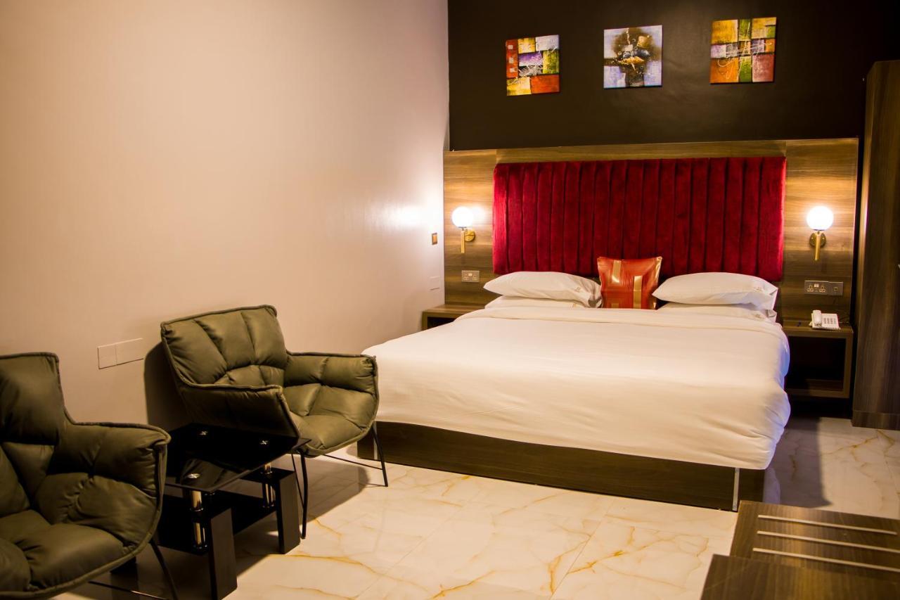 Hotel Horizon エンテベ エクステリア 写真
